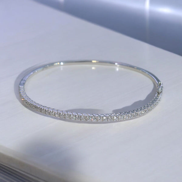 18K White Gold Diamond Bangle