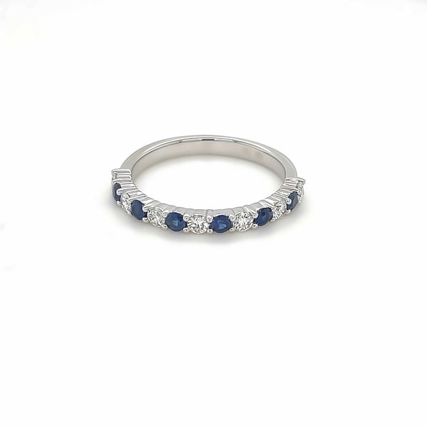 18K White Gold Sapphire & DIamond Ring
