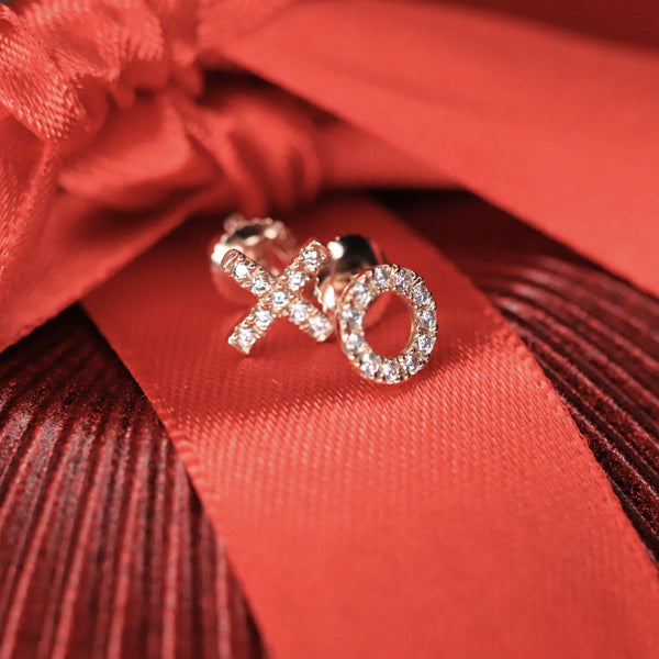XO Diamond Earrings - Artelia Jewellery
