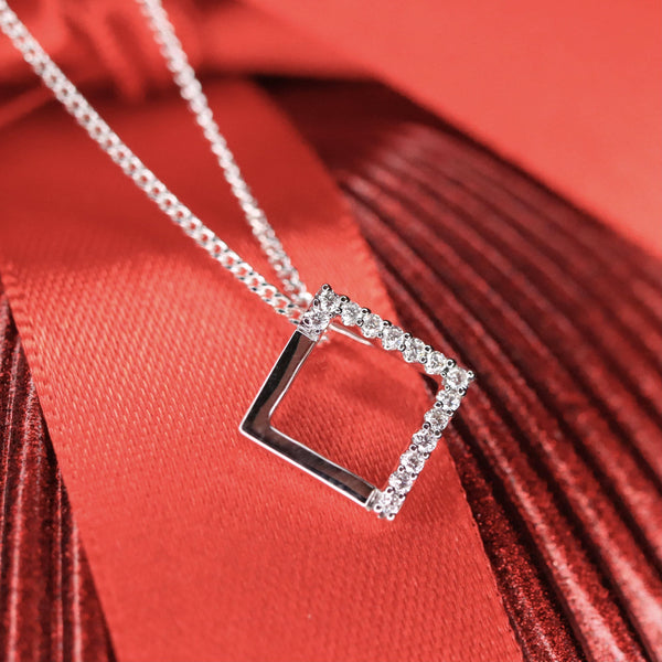 White Gold & Diamond Pendant. - Artelia Jewellery